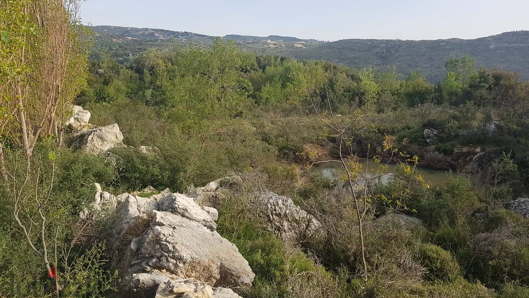 Land in Lehfed / Jbeil for saleأرض للبيع في لحفد / جبيل 4