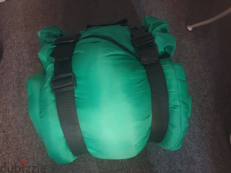 sleeping bag for camp,green,vintage in excellent condition 0