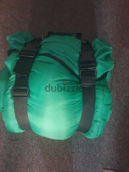 sleeping bag for camp,green,vintage in excellent condition 1