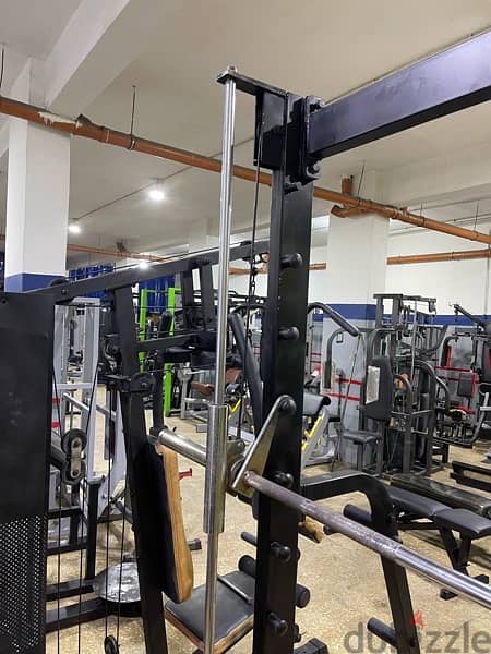 smith machine like new body solid with balance 4