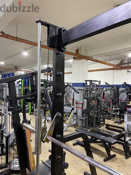 smith machine like new body solid with balance 5