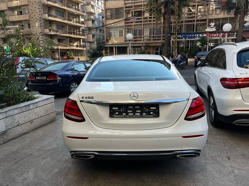 Mercedes E200 2017 Clean 3