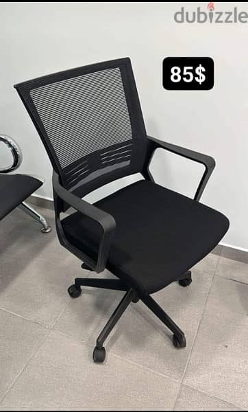 Office chairs.                                كراسي مكتب