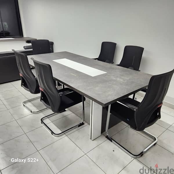 Conference Tables.               طاولات اجتماع 8