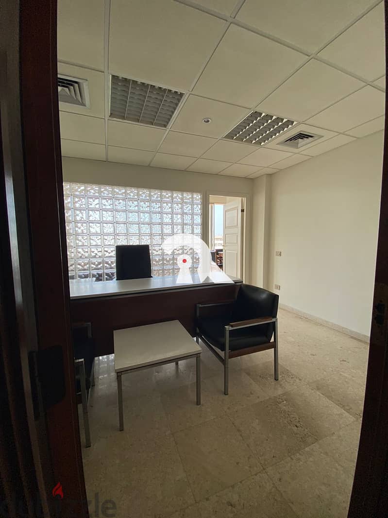 Office for rent in Verdun مكتب للايجار في بيروت 1