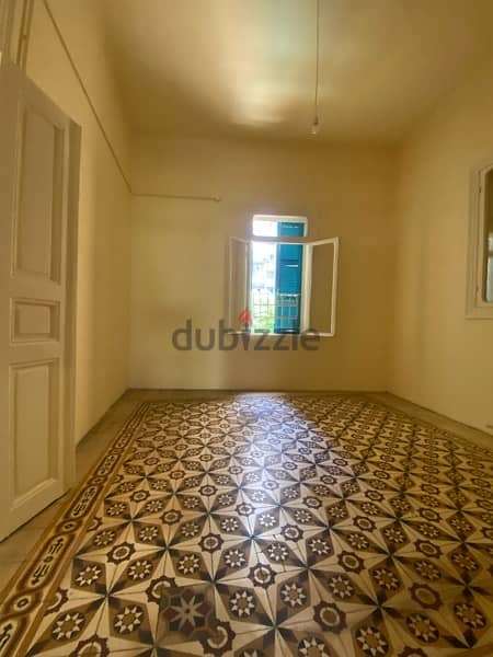 Traditional apartment for rent in Gemmayzeh. 9