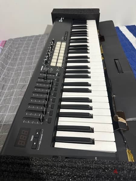 Novation Launchkey 61 Midi Keyboard 0