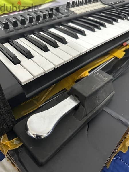 Novation Launchkey 61 Midi Keyboard 1