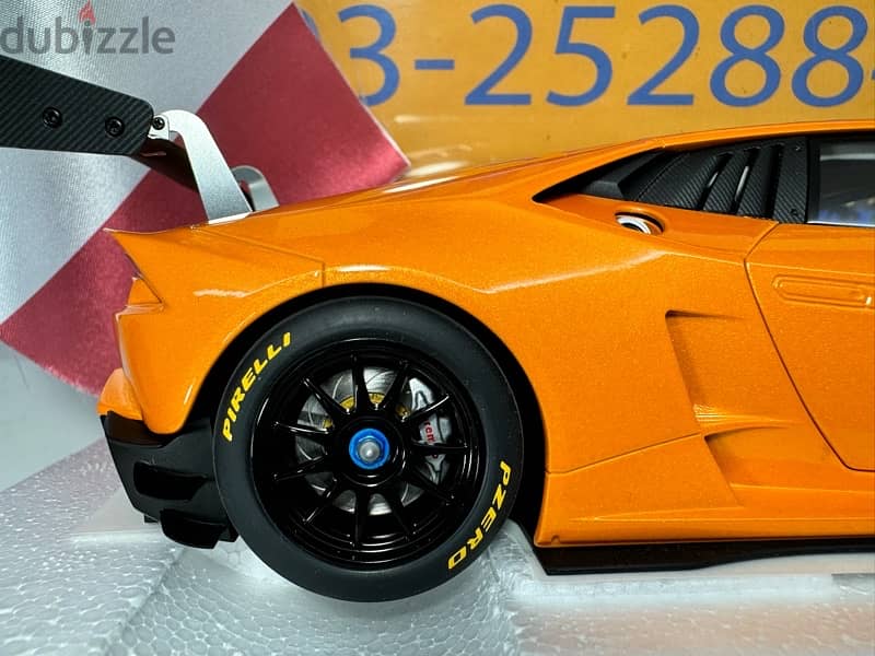 1/18 diecast Autoart 81558 Lambo Huracán LP620-2 Super Trofeo Orange 9