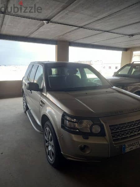 Land Rover LR2 2010 1