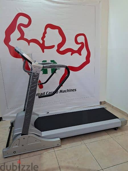 2.5HP Treadmill Brand Hi End With Incline Carry Up To 120KG 2