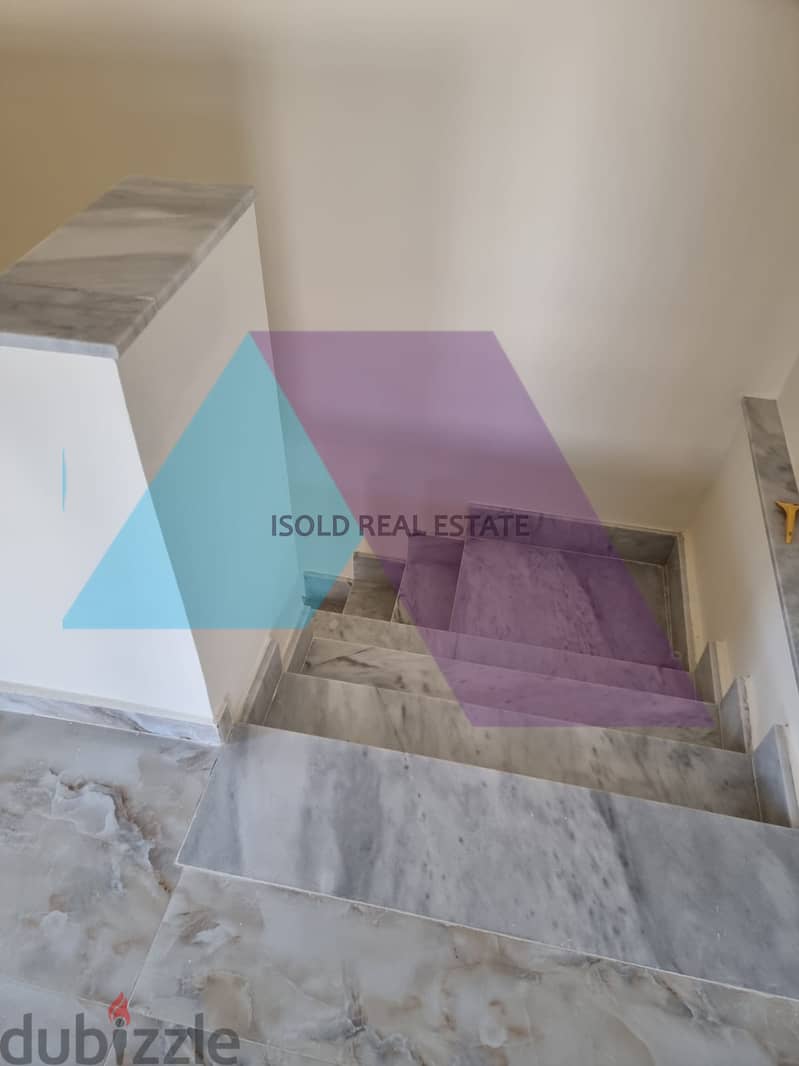 Brand new 250 m2 duplex apartment with 40m2 terrace for sale in Kahali 6