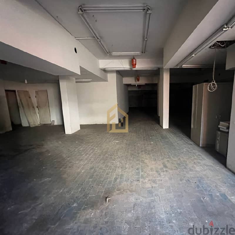 Warehouse for sale in Achrafieh AA88 1