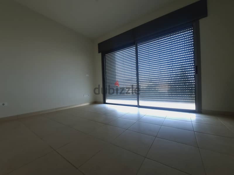 RWK105ZN - Apartment For Sale In Jounieh  - شقة للبيع في جونيه 3