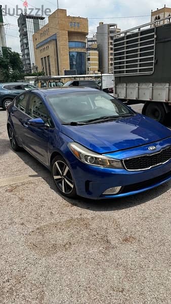 Kia Forte 2018 Full 1