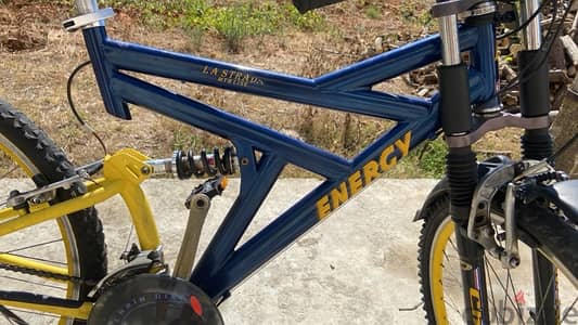 german shimano bike used like new بسكلات  مستعمله شبه جديده ولا خدش