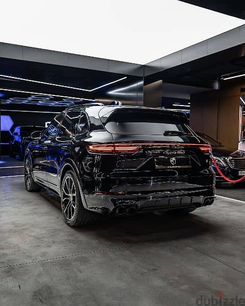 Porsche Cayenne Turbo  2019 19