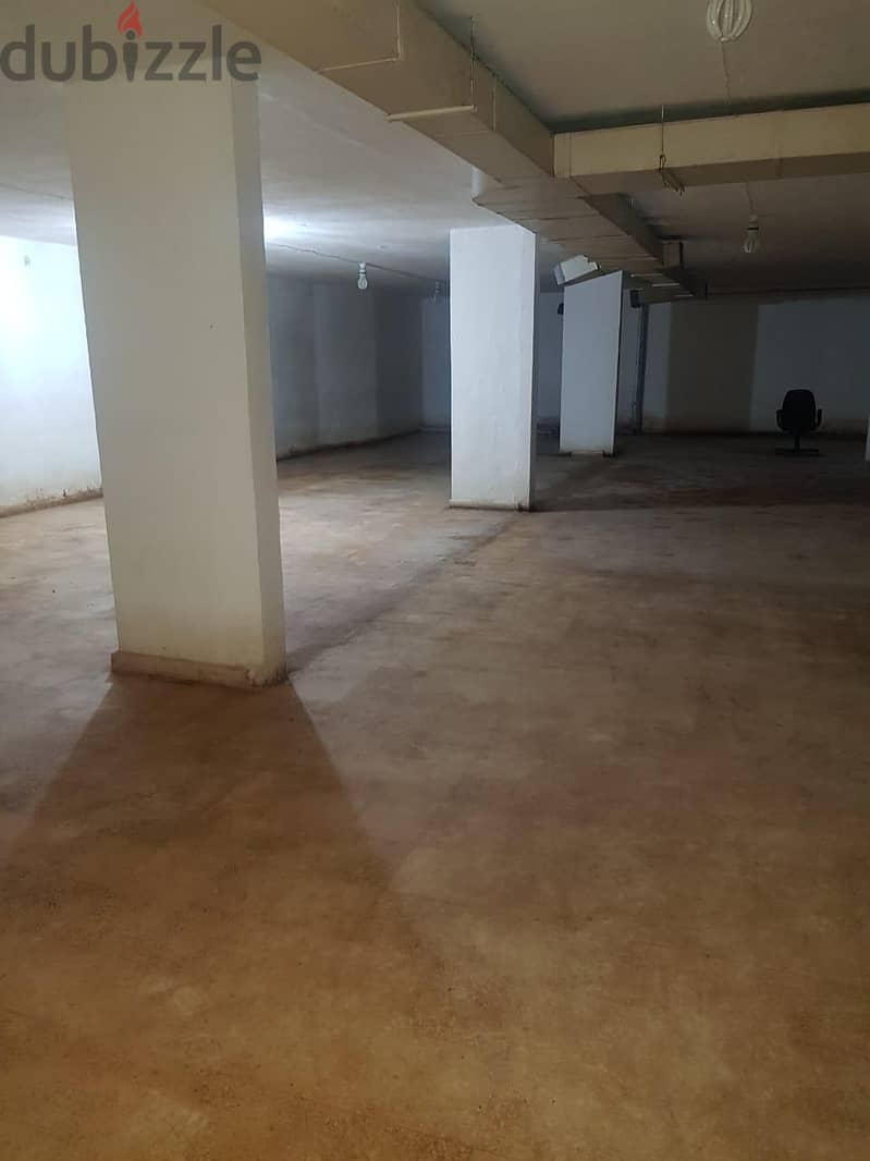 hot and exclusive deal: 1050  warehouse for sale in BAUCHRIEH 9