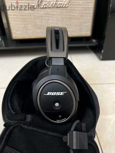 Bose A20 Aviators Headseat with Noise Cancellation (Aviation) 1