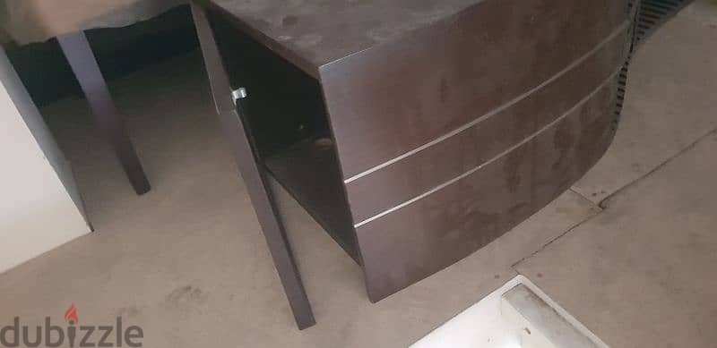 tv unit 0