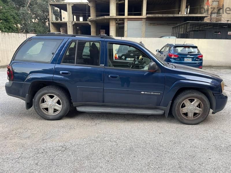 Chevrolet Trailblazer LTZ (SUV) 2003 2