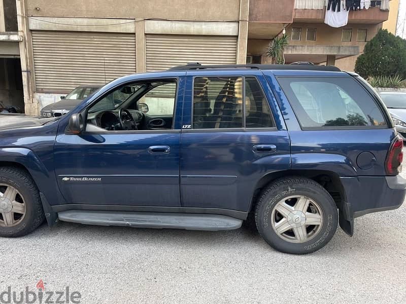 Chevrolet Trailblazer LTZ (SUV) 2003 8