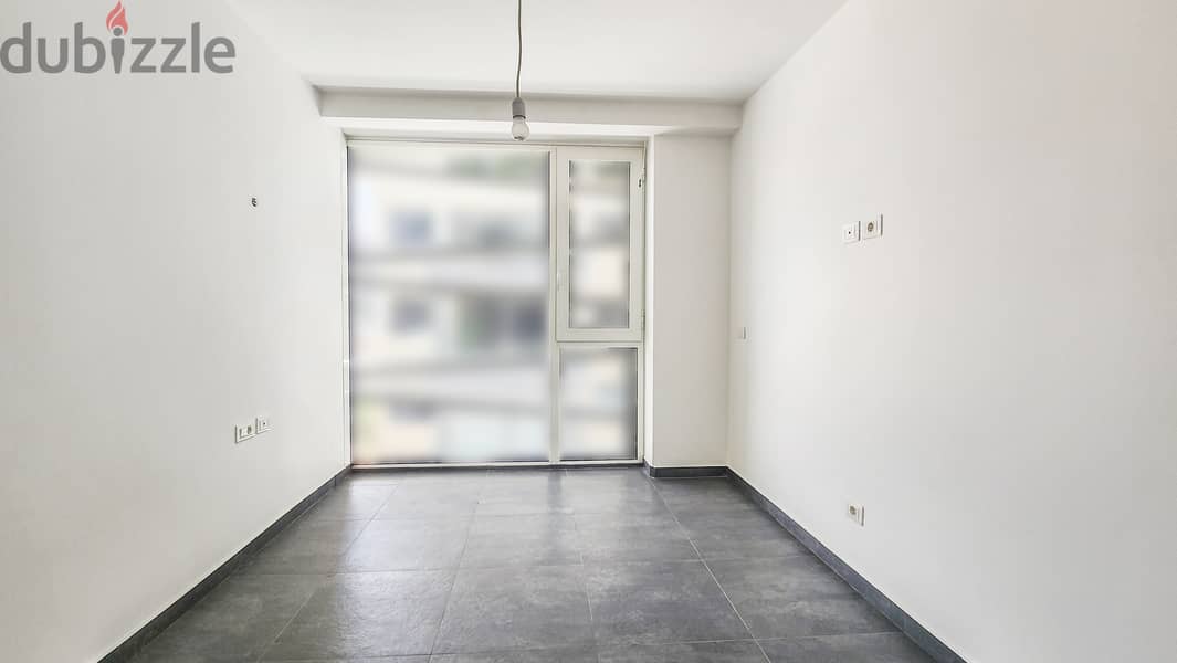 Loft for Sale in Achrafieh ثلاث غرف نوم رئيسية للبيع في الأشرفية 11