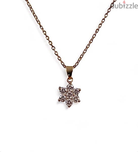 gold and diamond pendant 0