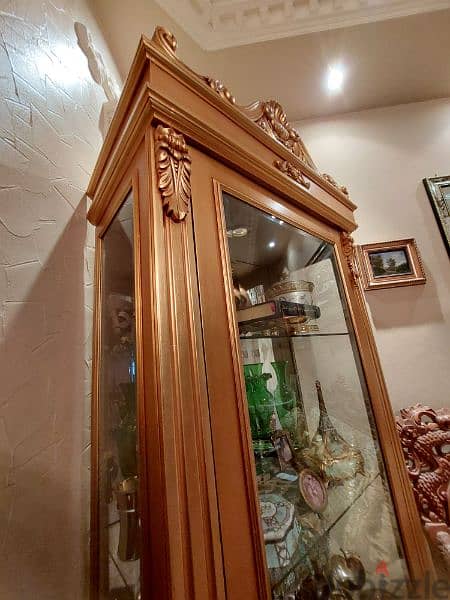 Luxurious Wooden Showcase - فاترينة خشب فخمة 5