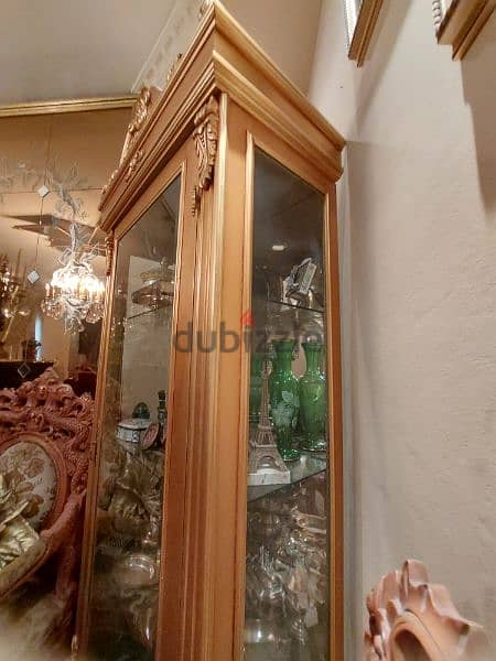 Luxurious Wooden Showcase - فاترينة خشب فخمة 7