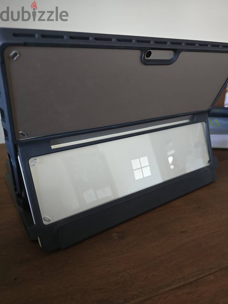 Surface pro 8 (special price) 3