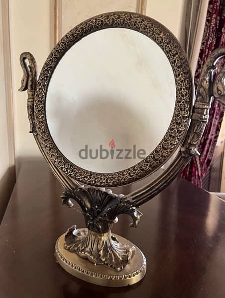 Antique Mirror with Stand 0