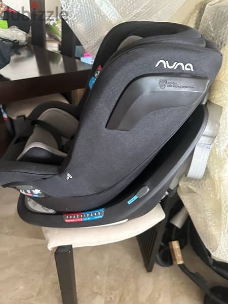 Nuna revv rotatable 360 carseat 2