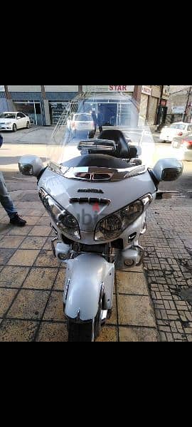 Honda goldwing 2008 1