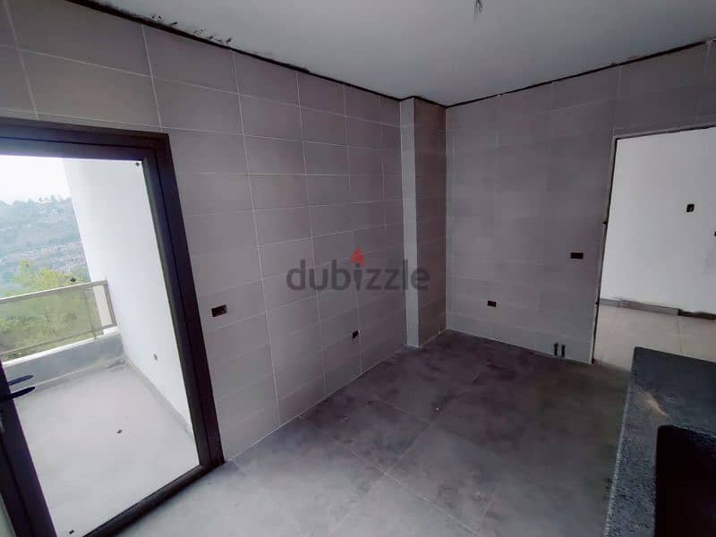 Catchy hot deal! 65000$ cash apartment for sale in Zeytoun 126sqm 9