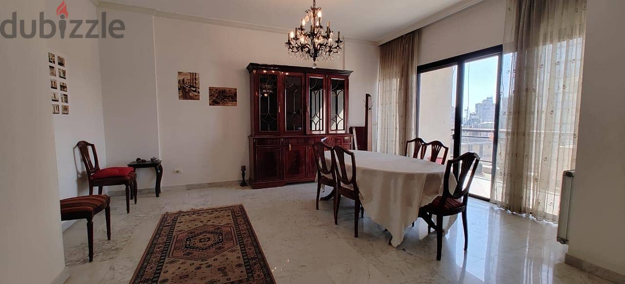 Apartment for sale in Badaro شقة للبيع في بدارو 2