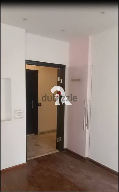 Office for rent in in El Mreiseh مكتب للايجار في بيروت 4