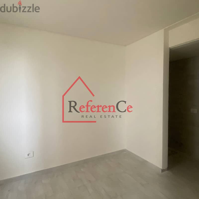 Apartment with panoramic view in Hazmieh  شقة جديدة بإطلالة بانورامية 4