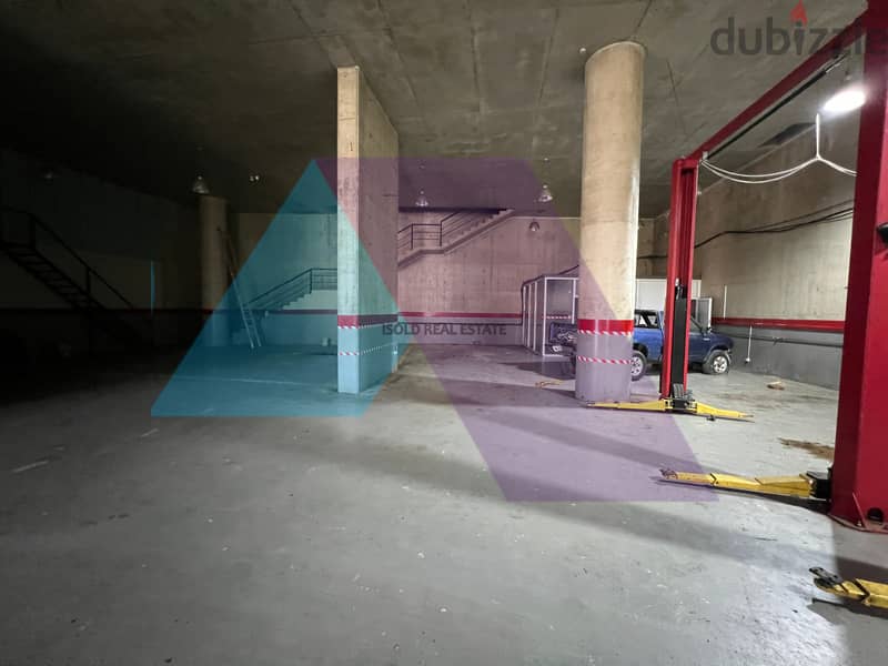 A 900 m2 Garage or Warehouse for rent in Jbeil Town 2