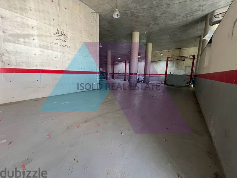 A 900 m2 Garage or Warehouse for rent in Jbeil Town 6