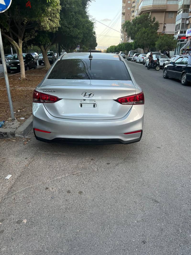 Hyundai Accent 2020 1