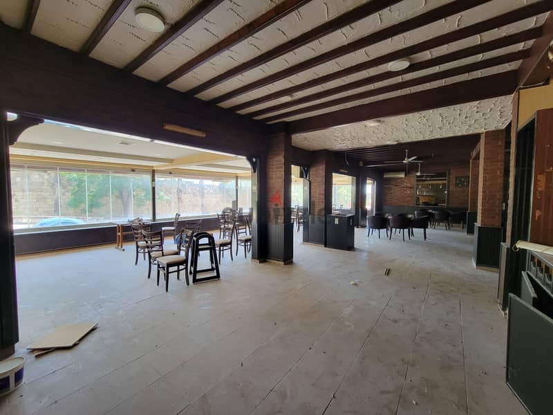 RWB214AH - Restaurant for rent in Jbeil - Prime location 16