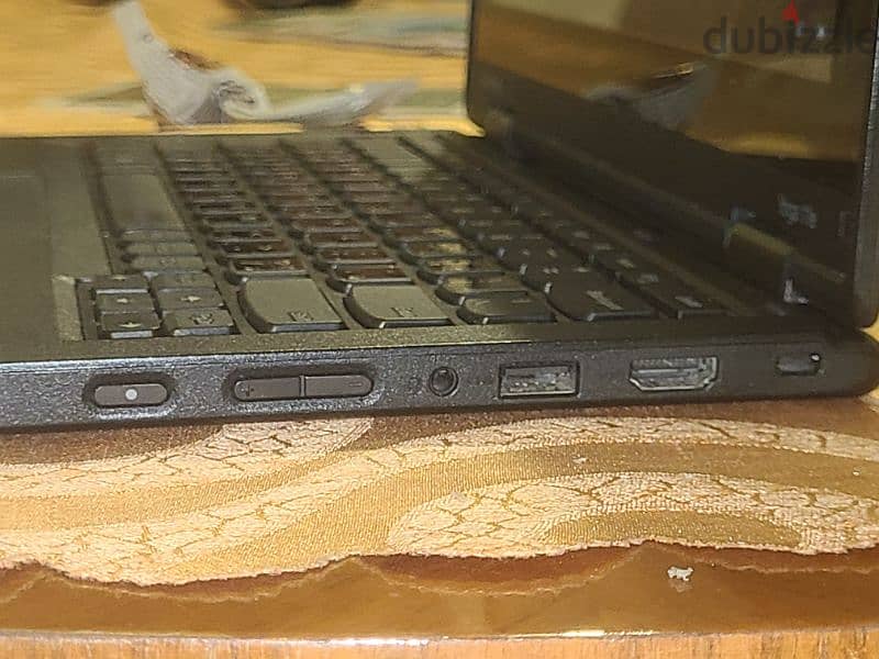 lenovo ThinkPad Yoda 11e 7