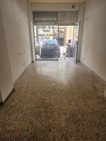 Shop for rent in dekwaneh محل للايجار في دكوانة 0