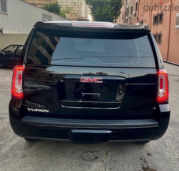 GMC Yukon SLE 2018 4