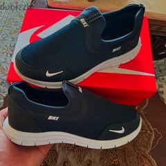 nike slip-ons