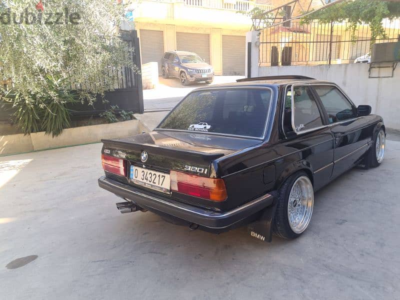 BMW 3-Series 1986 2