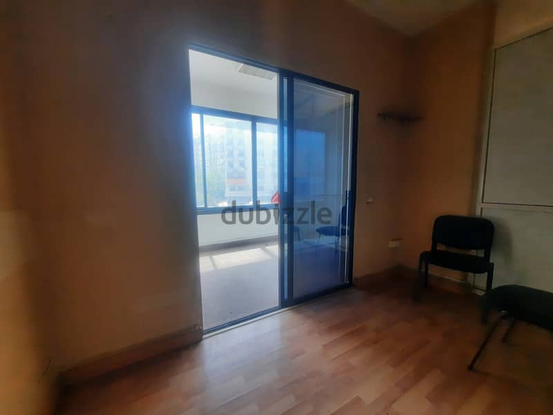 RWK120ZN - Office For Rent In Jounieh - مكتب للإيجار في جونيه 1