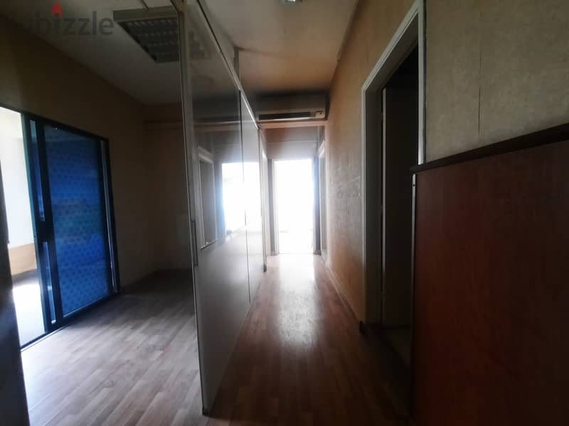 RWK120ZN - Office For Rent In Jounieh - مكتب للإيجار في جونيه 9