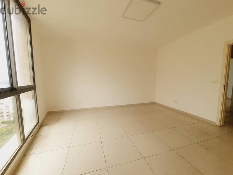 RWK122ZN - Office For Rent In Jounieh Highway - مكتب للإيجار 4